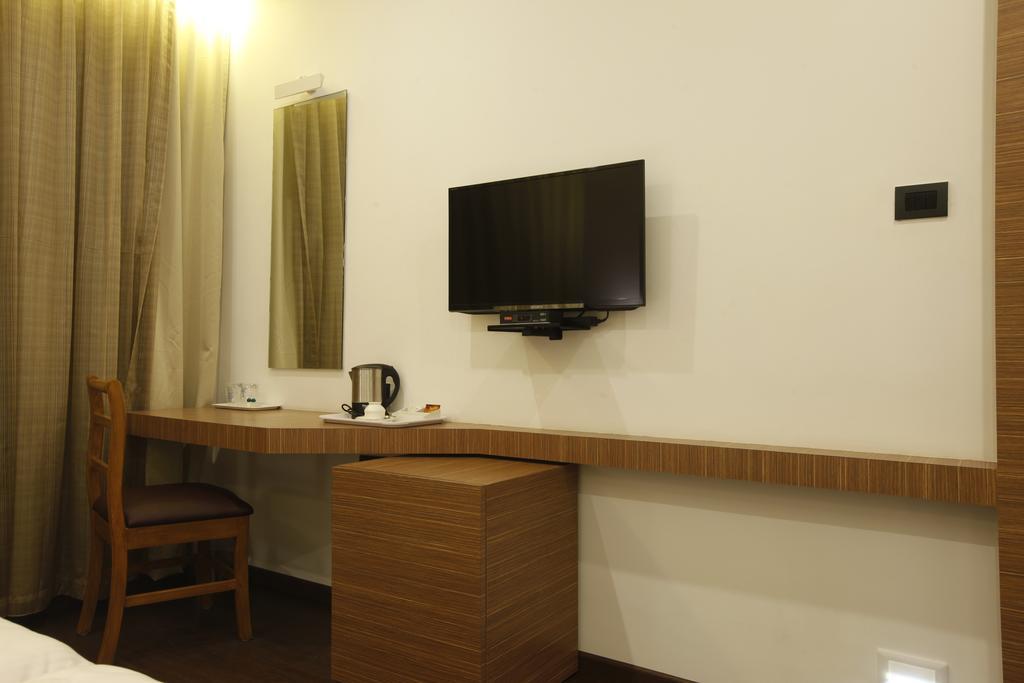 Brownstar Boutique Hotel 钦奈 客房 照片