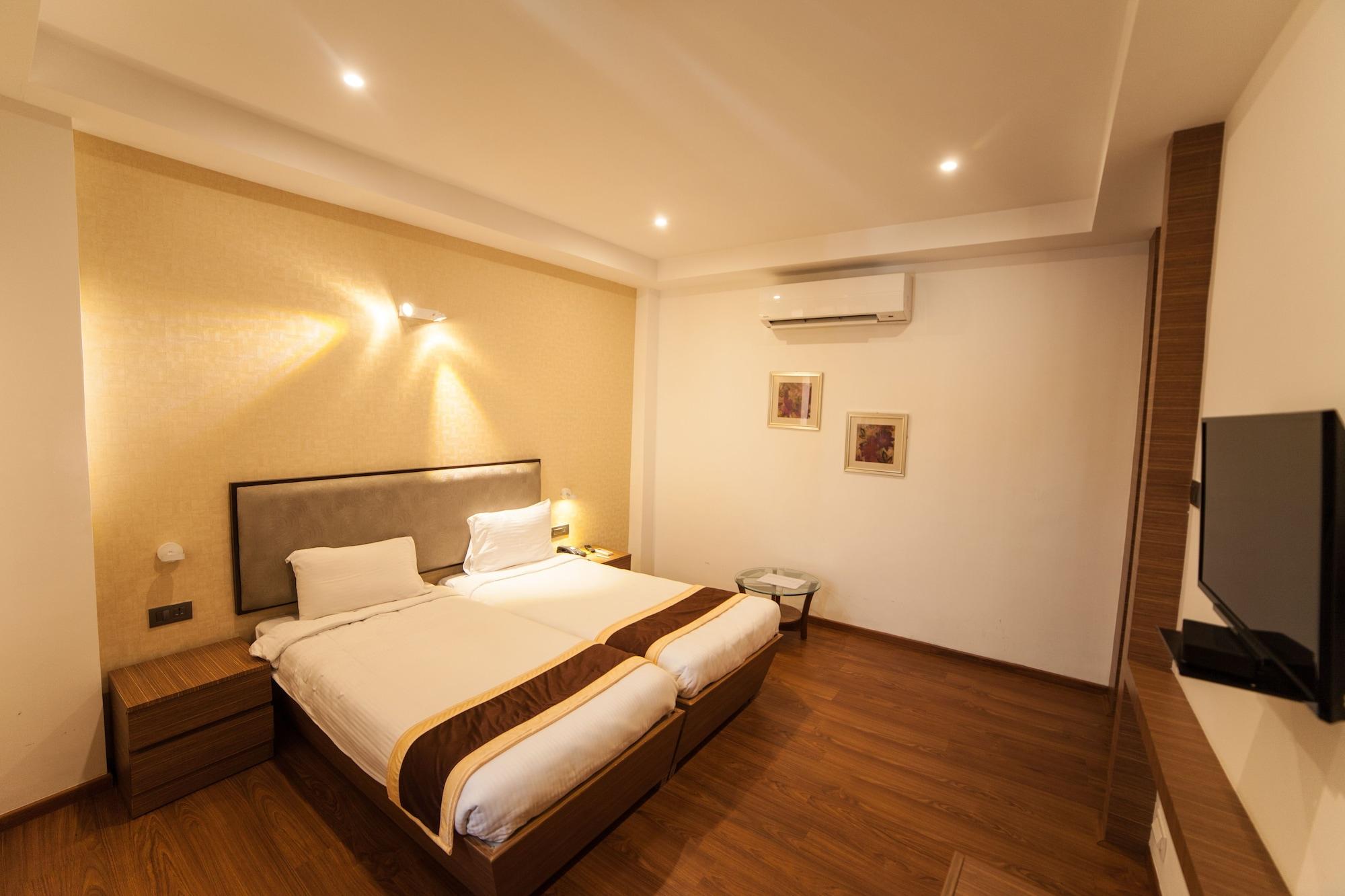 Brownstar Boutique Hotel 钦奈 外观 照片