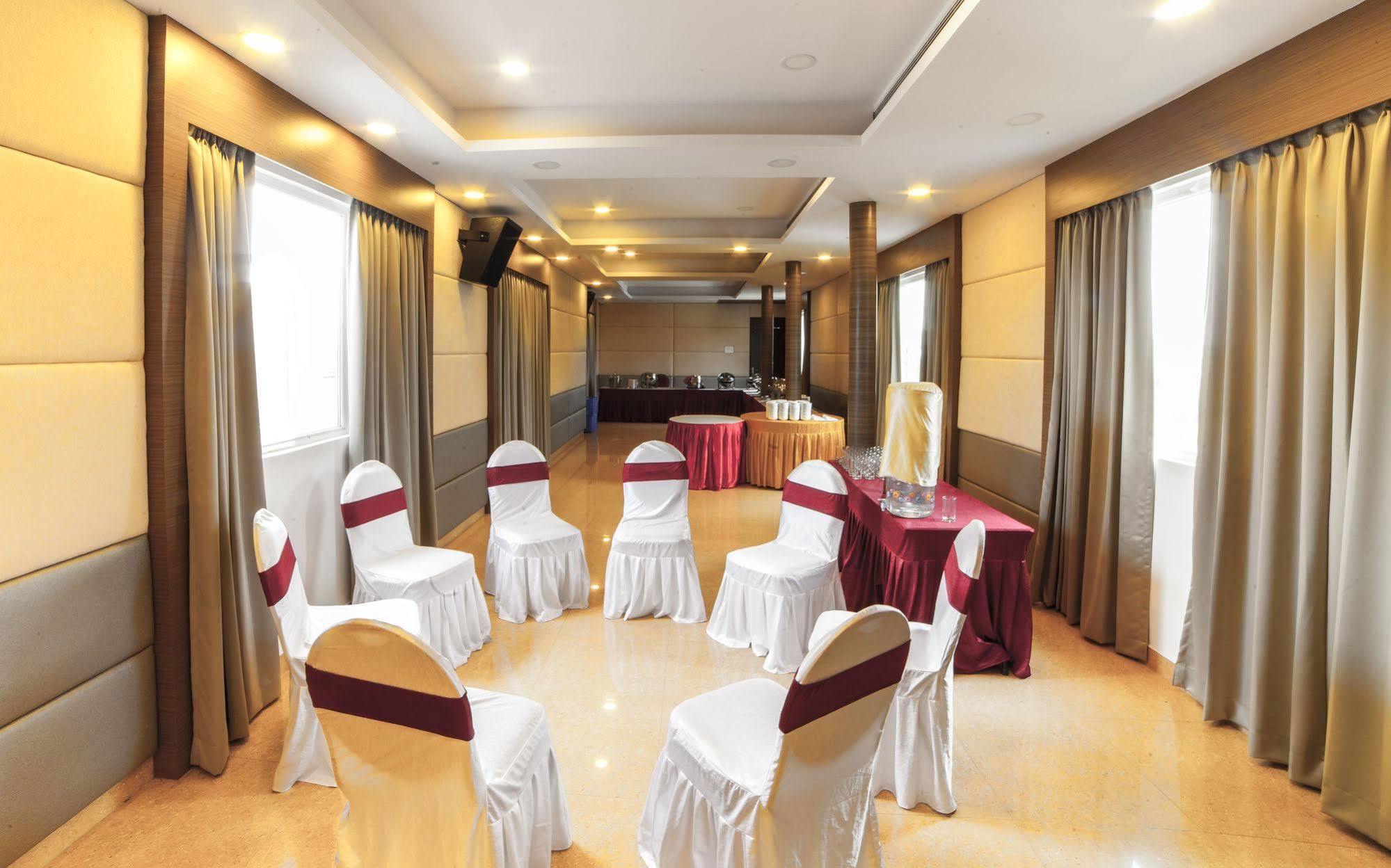 Brownstar Boutique Hotel 钦奈 外观 照片